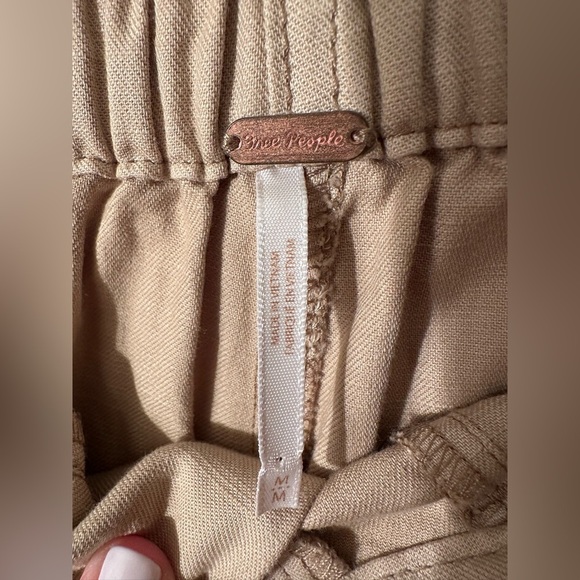 FREE PEOPLE Med Ready To Run Cinch Waist Paper Bag Pants Sand Beige Drop Crotch - Picture 11 of 16